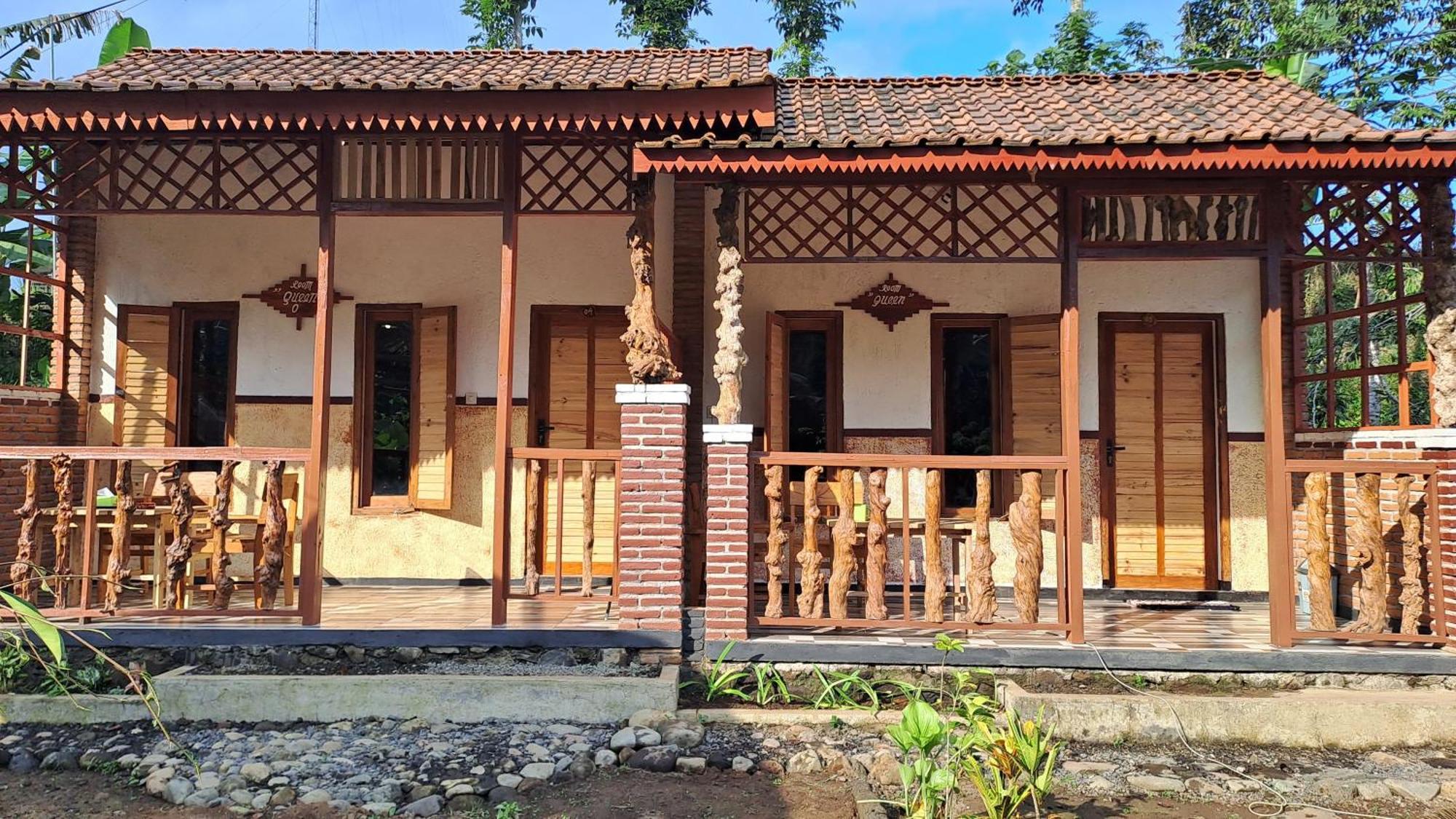 Jambu  Berliant Homestay מראה חיצוני תמונה